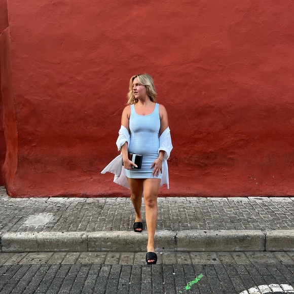 Meet your Posher, Julia - Picture 3 of 11